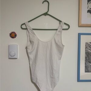 Wilfred Free white tank Top bodysuit
